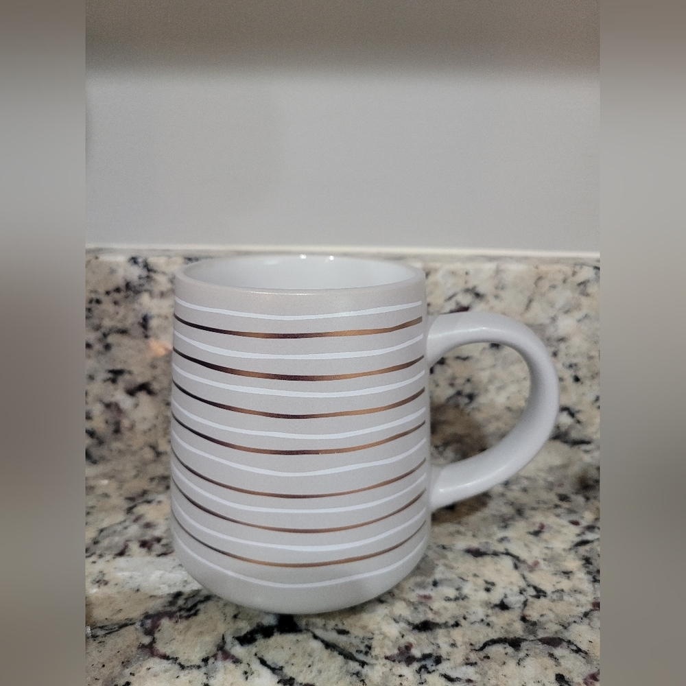 Thyme & Table Grey Coffee Mug With White & Gold Stripes, 16 Oz